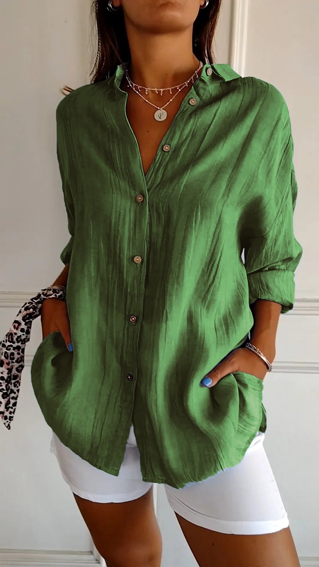Abigail – Women’s Button-Down Shirt
