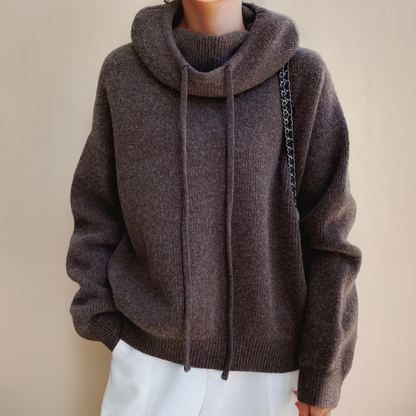 Kaitlyn – Women’s Hoodie with Timeless Style