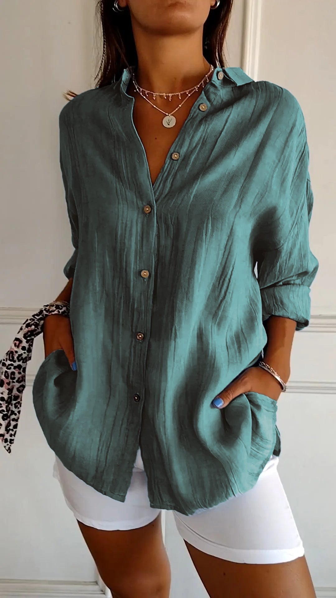Abigail – Women’s Button-Down Shirt
